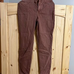 Mauve jeans
